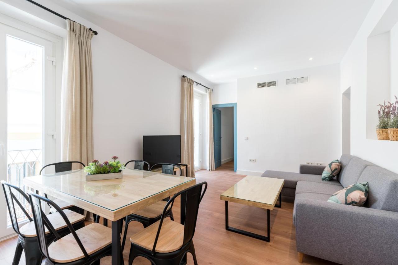 Apartamentos Leoncillos Seville Luaran gambar