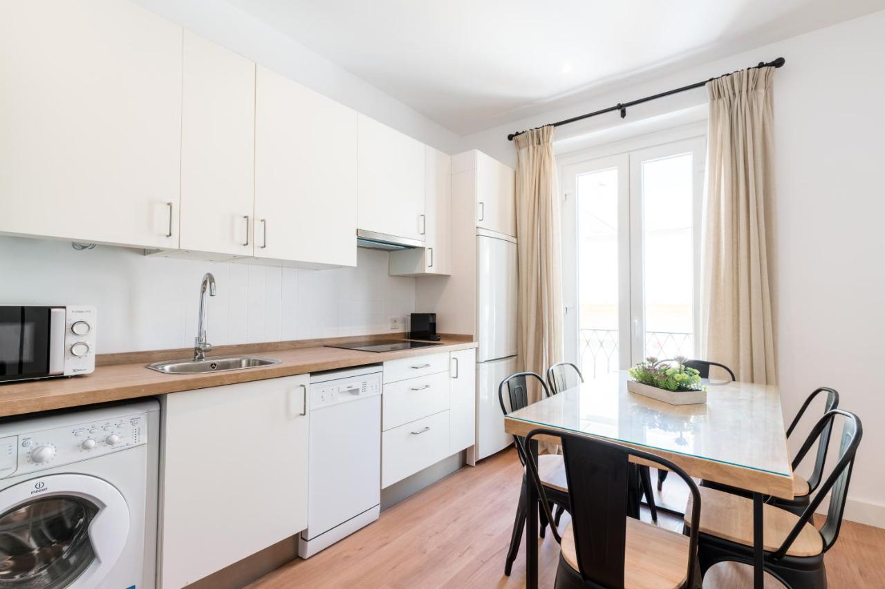 Apartamentos Leoncillos Seville Luaran gambar