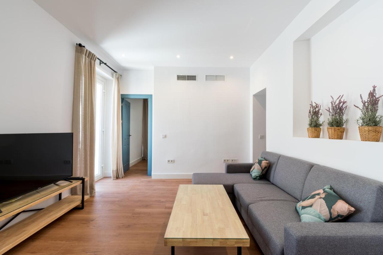 Apartamentos Leoncillos Seville Luaran gambar
